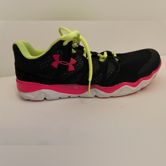 Under Armour Micro G Optimum Running Shoes
Sneakers Black 8.5m - Picture 4 of 12